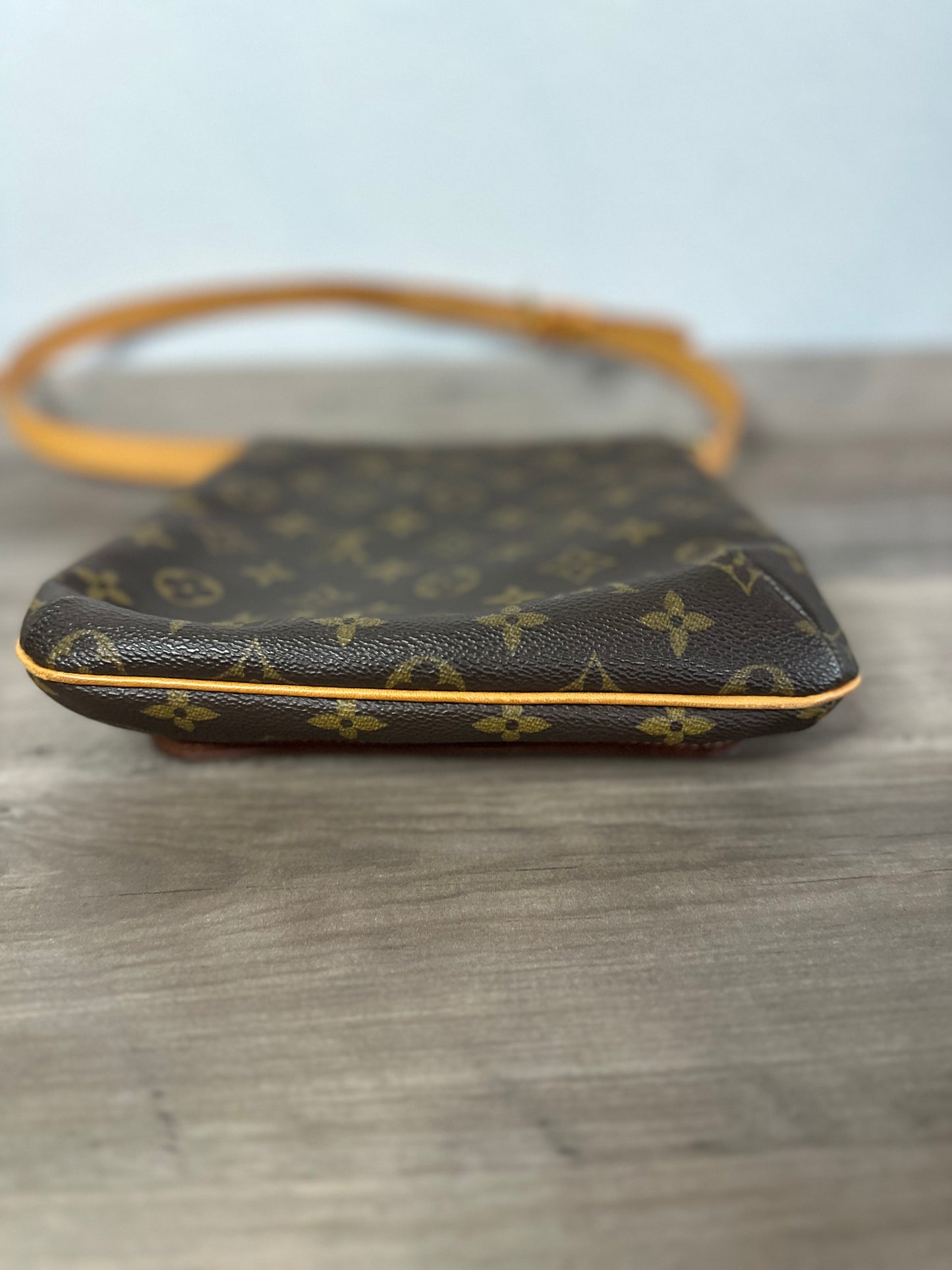 Louis Vuitton Musette Salsa